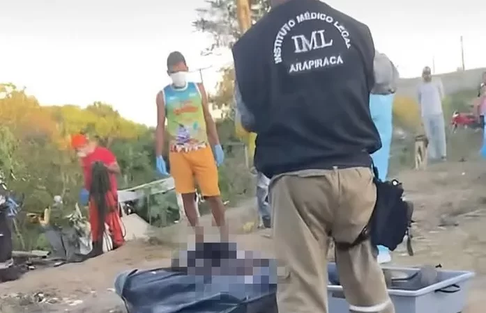 Bombeiros são acionados para resgatar corpo encontrado por populares em Teotônio Vilela