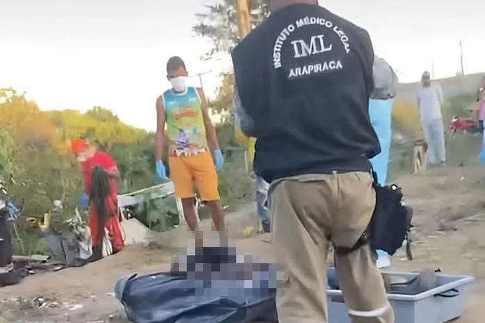 Bombeiros são acionados para resgatar corpo encontrado por populares em Teotônio Vilela