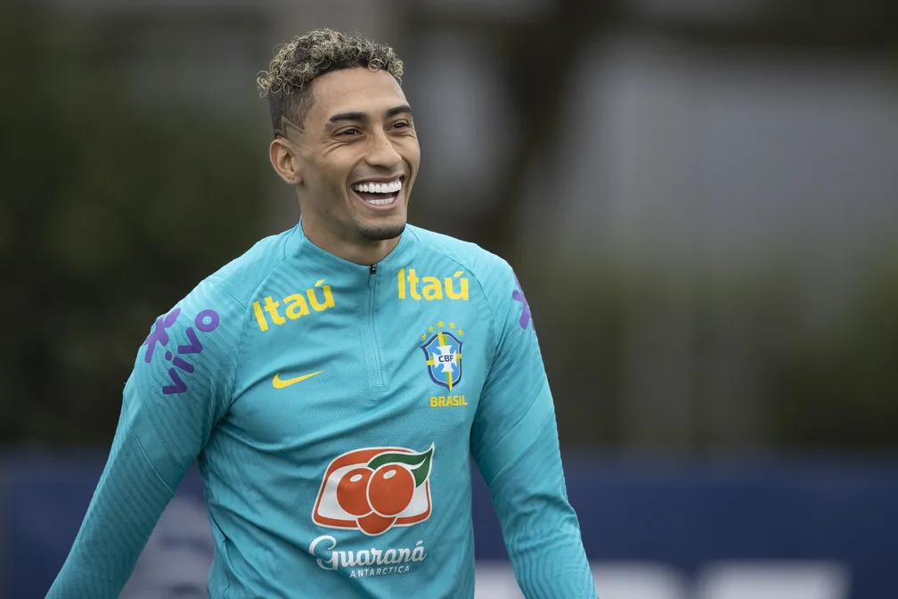 Raphinha quase jogou Eurocopa pela Itália: “Por sorte, meu passaporte não chegou”