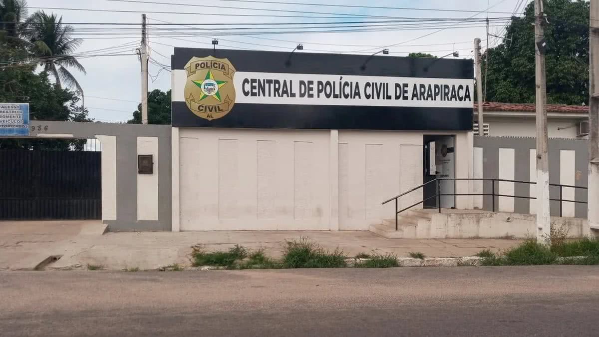 Homem é preso por stalking após invadir casa da ex no dia do aniversário dela