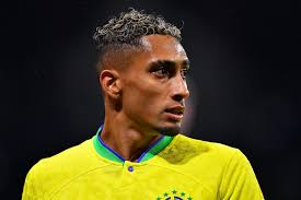Raphinha pode igualar recorde de Cristiano Ronaldo na Champions, contra a Inter de Milão; saiba qual é