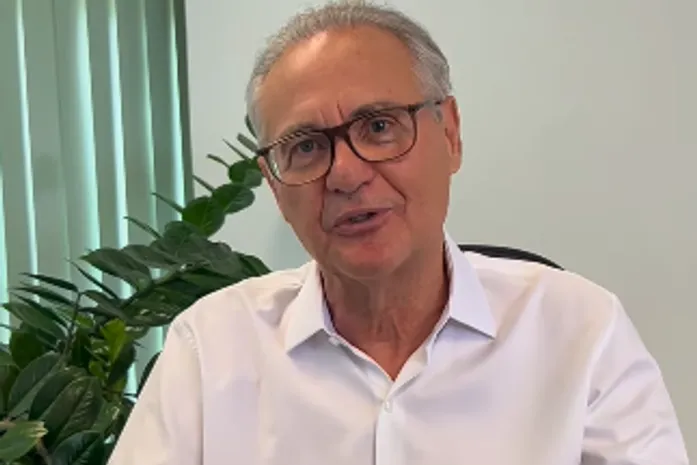 Calheiros aos prefeitos: “Ninguém solta a mão de ninguém”