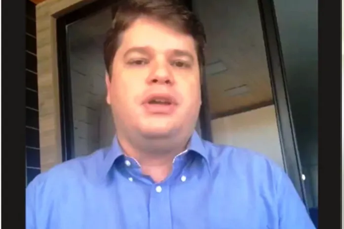 Davi Davino e Albuquerque tentam evitar rasteira partidária de Renan Filho com o Republicanos