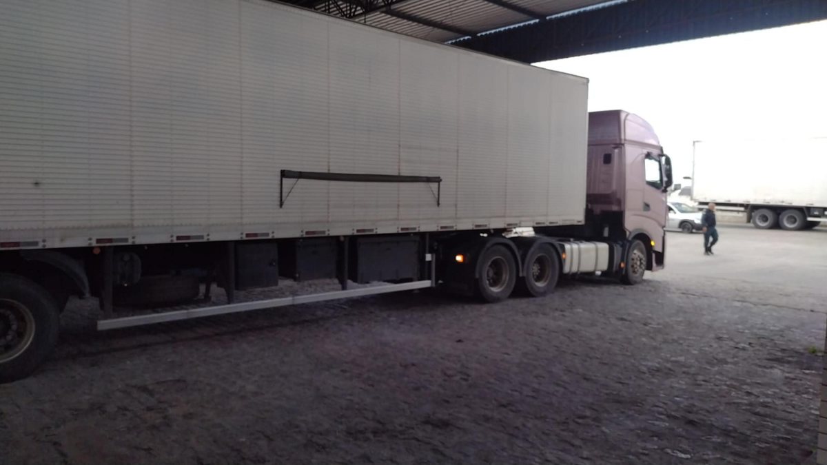 Sefaz intercepta 8 toneladas de charque sem nota fiscal em Alagoas