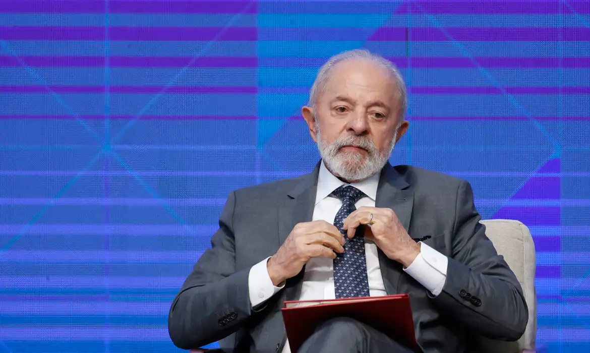 Lula rebate defesa que Trump fez de Bolsonaro: “Não aceitamos tutela”