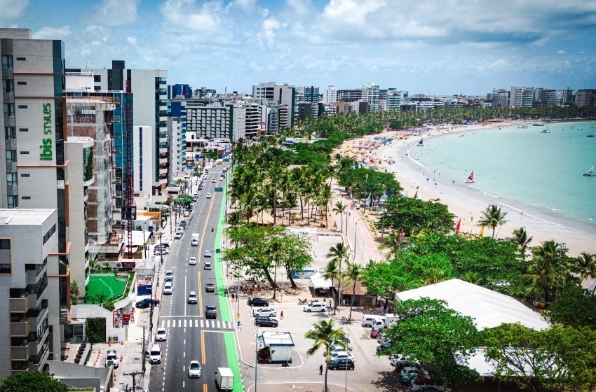 Maceió atrai viajantes o ano todo e sobe em ranking nacional
