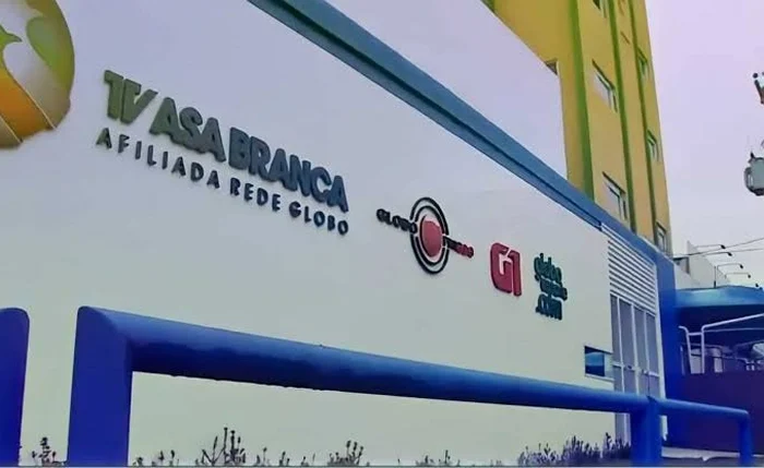 Dono da TV Asa Branca tem vários políticos em quadro societário
