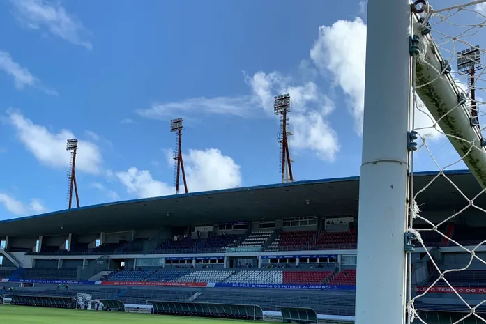 PGE exige interdição de áreas do Rei Pelé após laudo apontar risco de desabamento