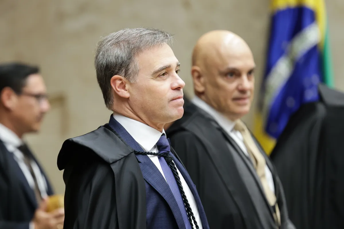 Abjeto, leviano e estapafúrdio: os adjetivos de Mendonça ao rebater Moraes